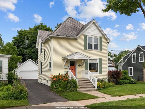120 E COMMERCIAL STREET, Appleton, WI 54911