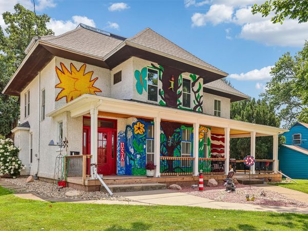 716 E 5th Street N, Newton, IA 50208