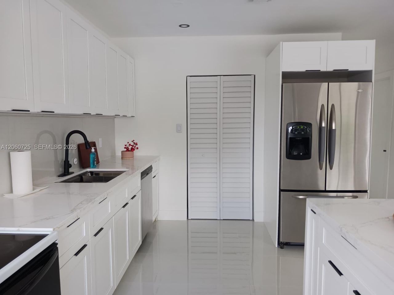 1480 NE 157th St, North Miami Beach, FL 33162 Photo