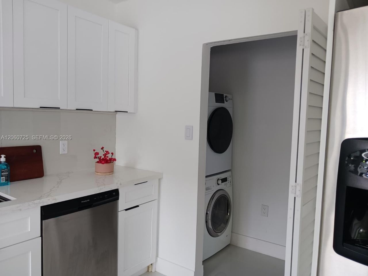 1480 NE 157th St, North Miami Beach, FL 33162 Photo