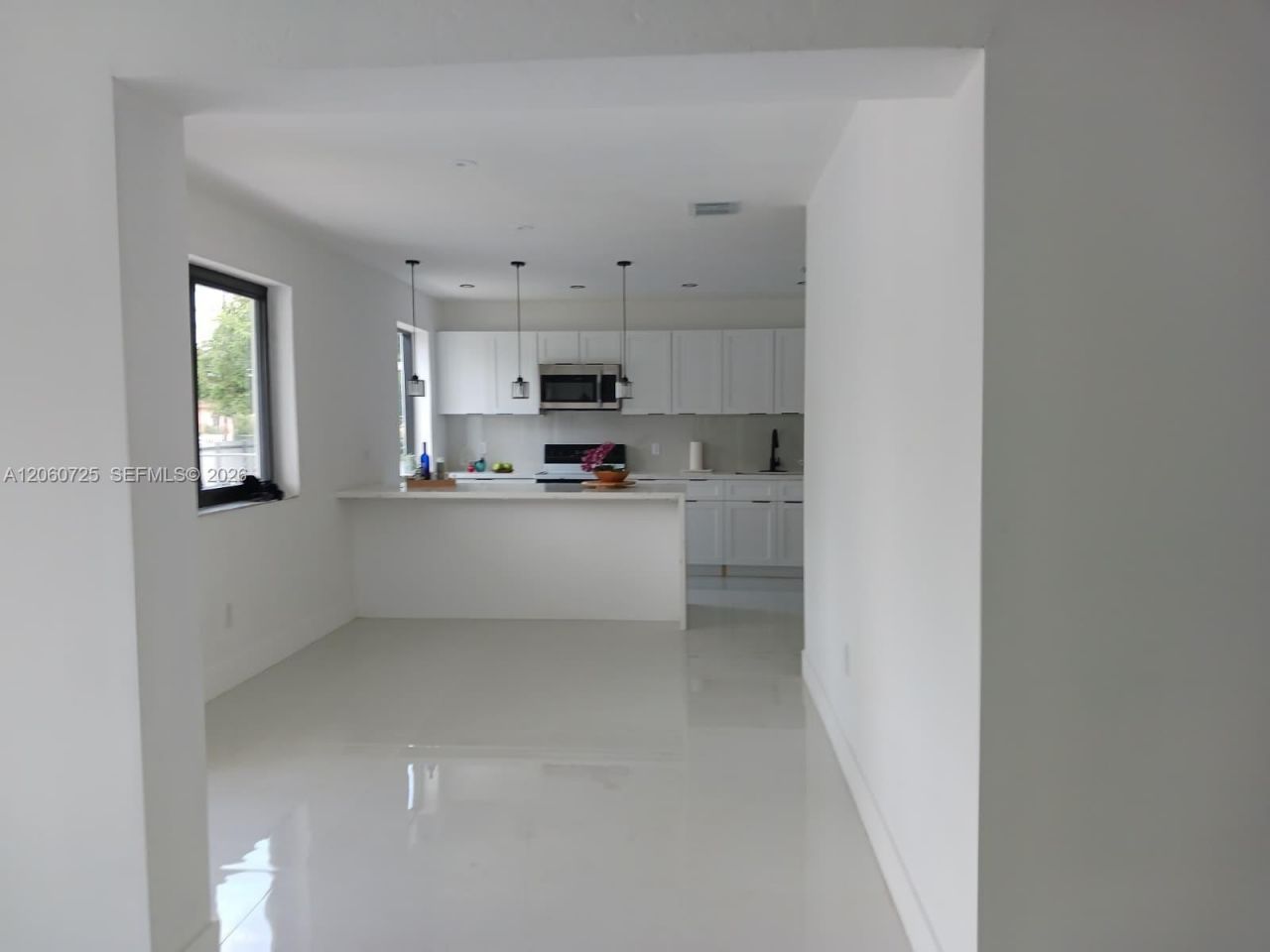 1480 NE 157th St, North Miami Beach, FL 33162 Photo