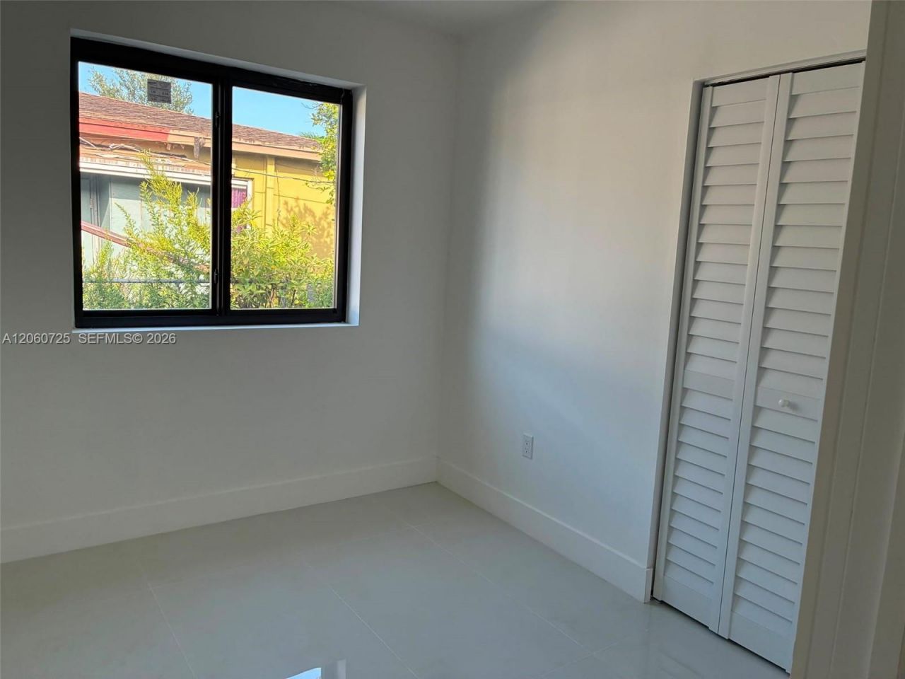 1480 NE 157th St, North Miami Beach, FL 33162 Photo