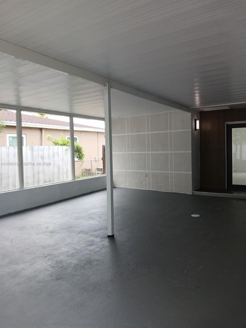 1480 NE 157th St, North Miami Beach, FL 33162 Photo