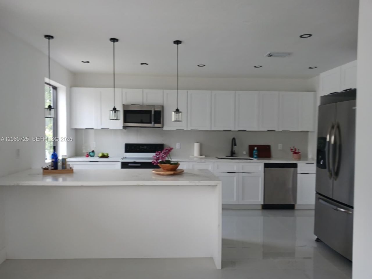 1480 NE 157th St, North Miami Beach, FL 33162 Photo