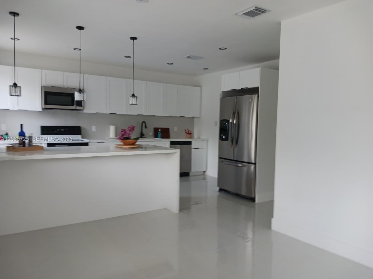 1480 NE 157th St, North Miami Beach, FL 33162 Photo