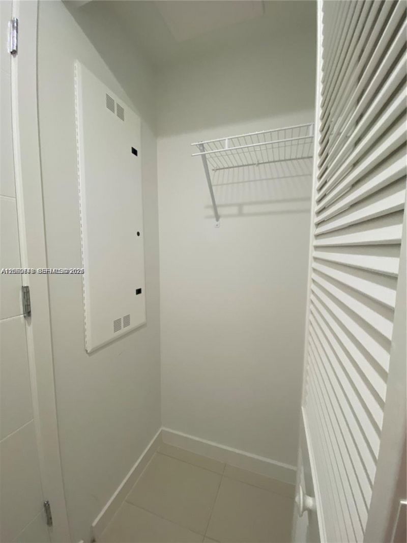 7875 NW 107th Ave , Unit 212, Doral, FL 33178 Photo