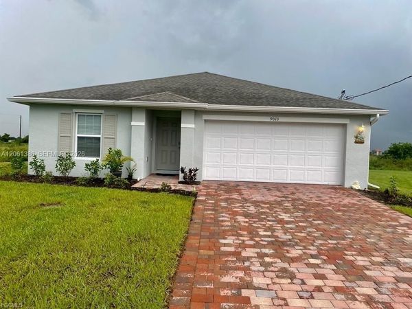 9013 Ike Ct , Unit n/a, La Belle, FL 33935