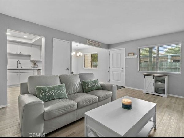 1411 Clemson way, Riverside, CA 92507
