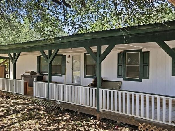310 County Road 92 , Purmela, TX 76566