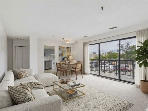 3920 Mystic Valley Pkwy, Unit 118, Medford, MA 02155