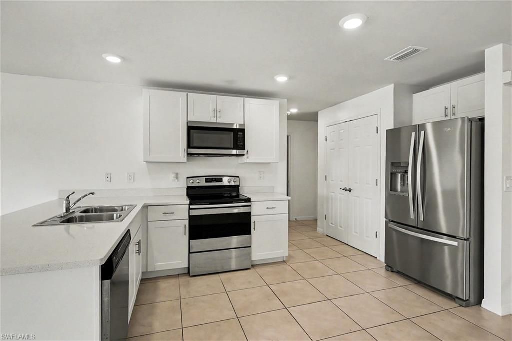 5003 Pine Tree Ln , Labelle, FL 33935 Photo