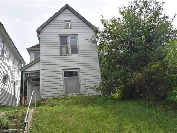 2504 Lafayette Street, St Joseph, MO 64507