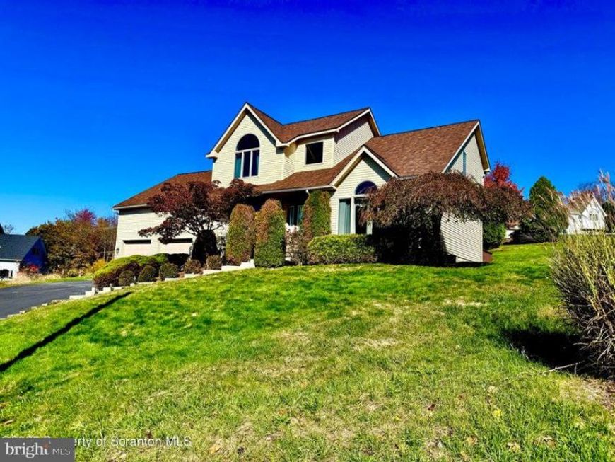 100 Rabbit Run , Clarks Summit, PA 18411 Main Photo
