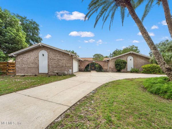 4229 BUCK POINT Road, Jacksonville, FL 32210