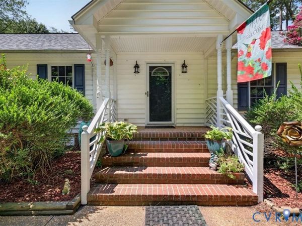 132 Schooner Lane, Mathews, VA 23109