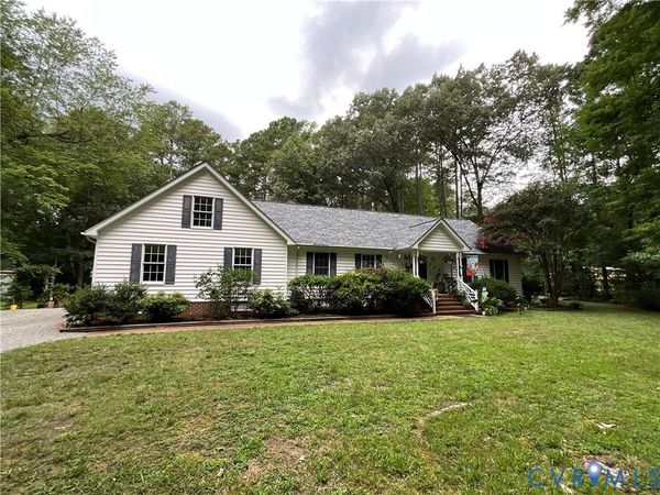 132 Schooner Lane, Mathews, VA 23109