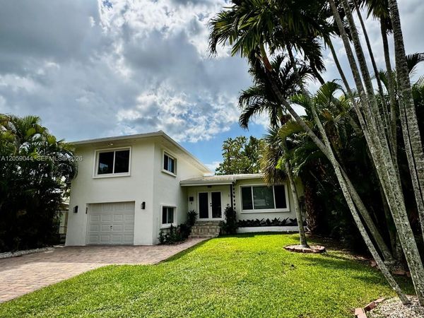 234 Washington Dr , Coral Gables, FL 33133