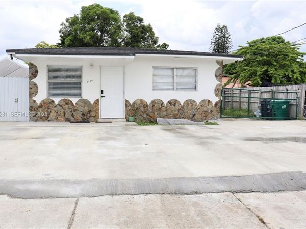 3144 NW 29th St, Unit 1, Miami, FL 33142