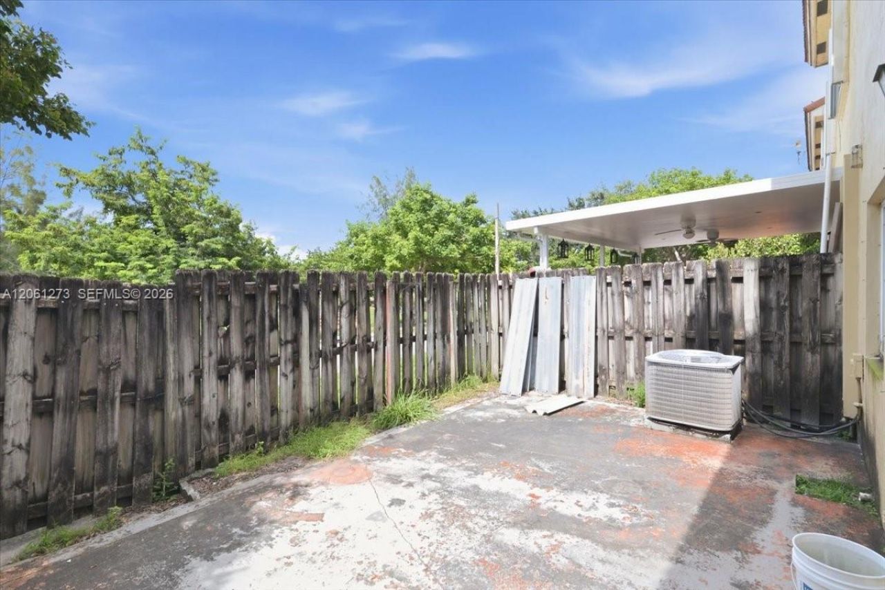 7245 NW 173rd Dr, Unit 2505, Hialeah, FL 33015 Photo