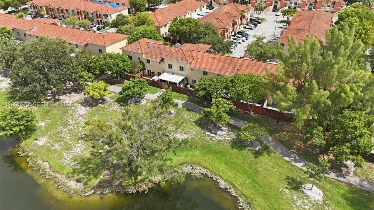 7245 NW 173rd Dr, Unit 2505, Hialeah, FL 33015 Photo