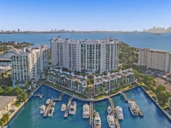 7910 W Harbor Island Dr , Unit 708, North Bay Village, FL 33141