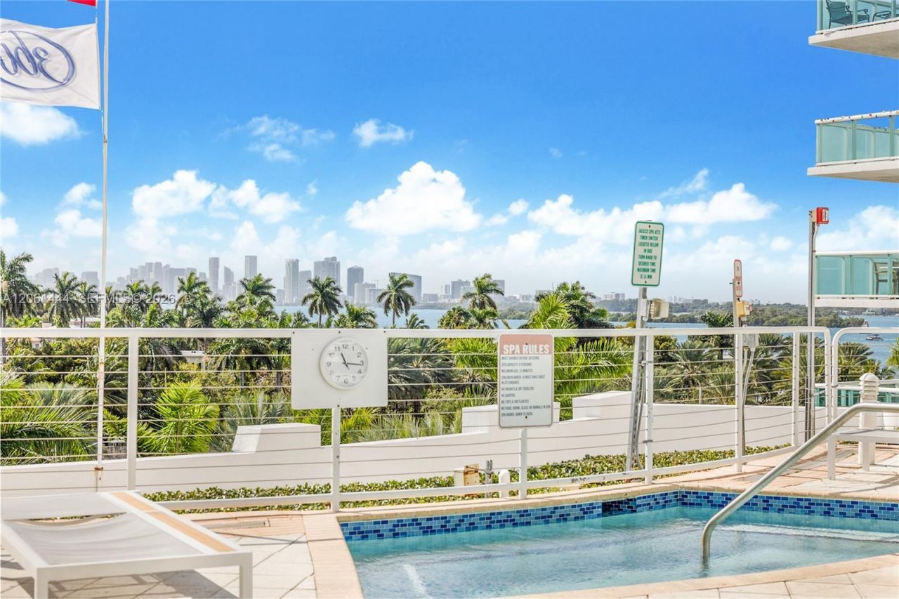 7910 W Harbor Island Dr, Unit 708, North Bay Village, FL 33141 Photo