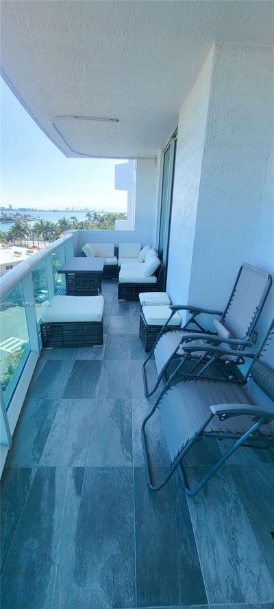 7910 W Harbor Island Dr, Unit 708, North Bay Village, FL 33141 Photo