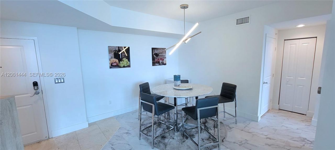 7910 W Harbor Island Dr, Unit 708, North Bay Village, FL 33141 Photo
