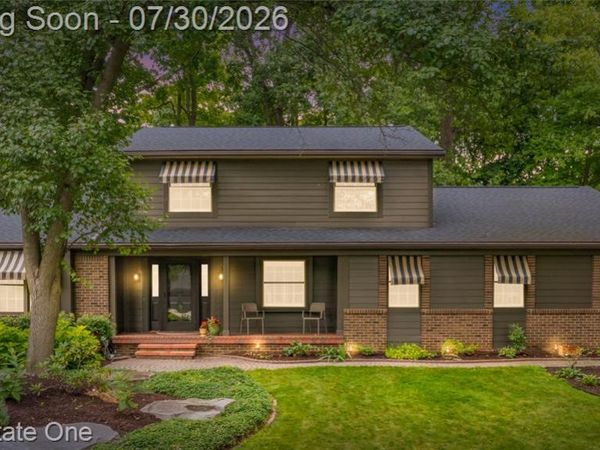 3842 Elder Road S, West Bloomfield Twp, MI 48324