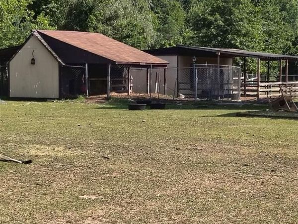 43145 Willis Road , Sumpter Twp, MI 48111