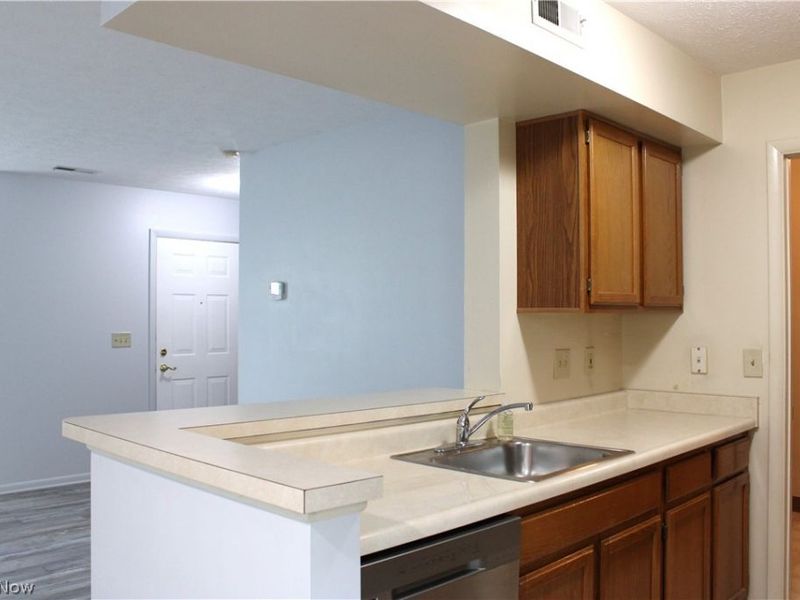7260 Somerset Court, Northfield, OH 44067 Photo 5