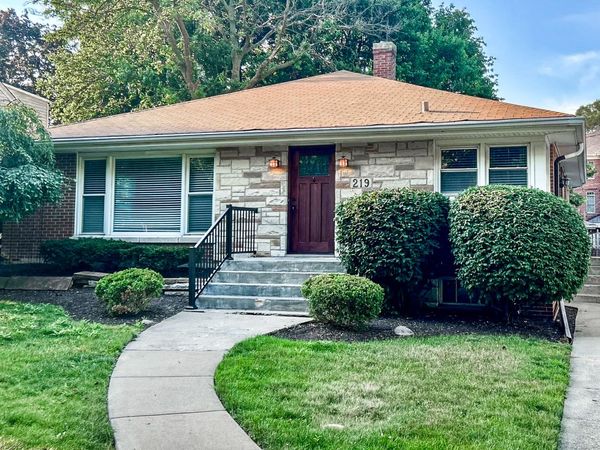 219 Spring Avenue, Naperville, IL 60540