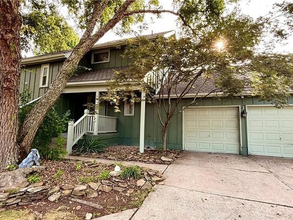 701 NE Burning Tree Street, Lee's Summit, MO 64064