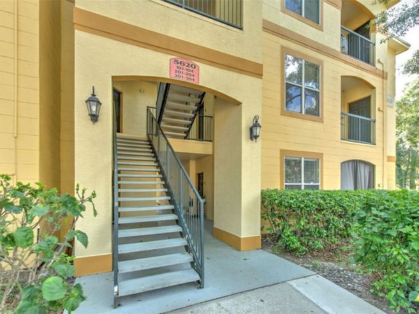 5620 PINNACLE HEIGHTS CIRCLE, Unit 303, TAMPA, FL 33624