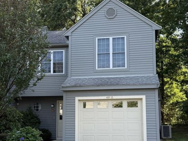 401 Ridgefield Cir, Unit 401D, Clinton, MA 01510