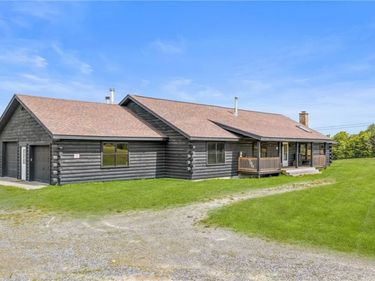 118 Stone Ridge Drive , Charlotteville, NY 12036