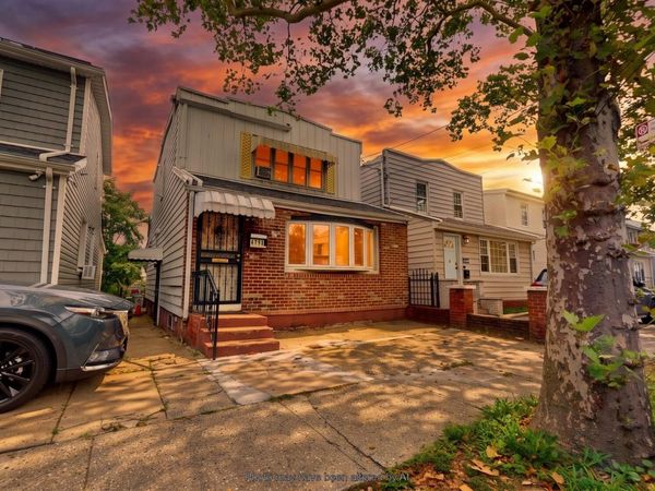 1711 Rockaway Parkway , Brooklyn, NY 11236