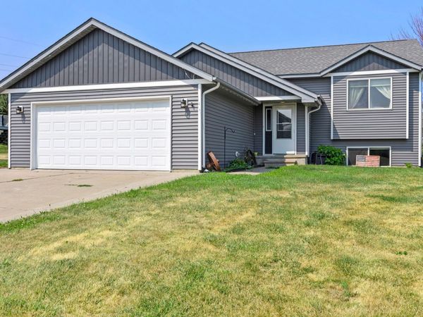 407 N 9th Street, Goodhue, MN 55027