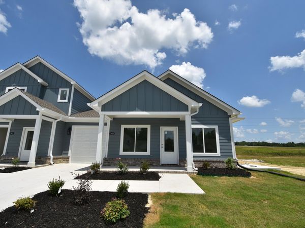 160 Willowbrook Dr., Saltillo, MS 38866