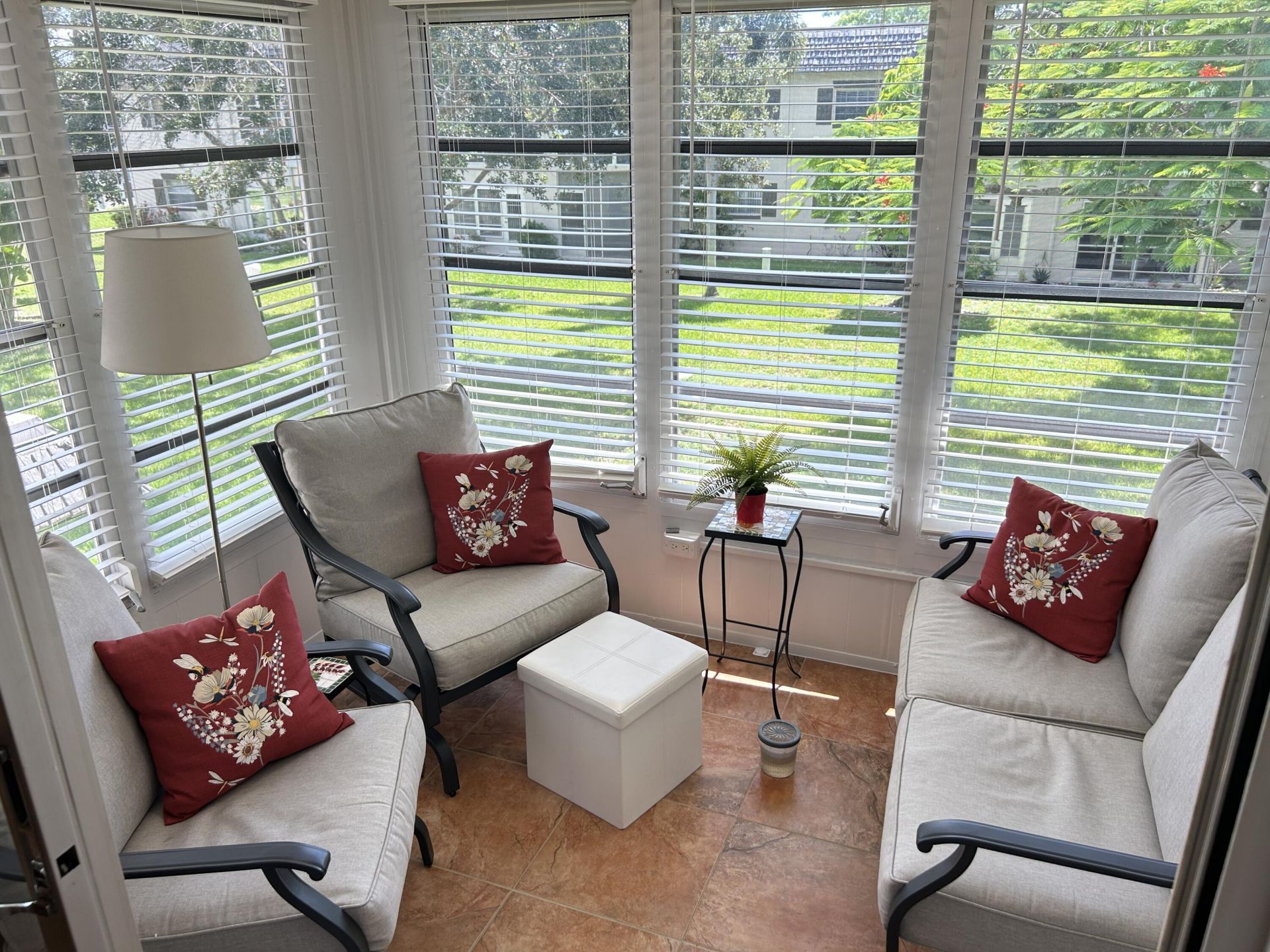 5640 SW 3rd Place, Unit 208, Margate, FL 33068 Photo