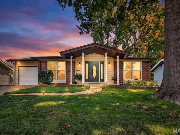 1355 Leisure Drive , Florissant, MO 63031