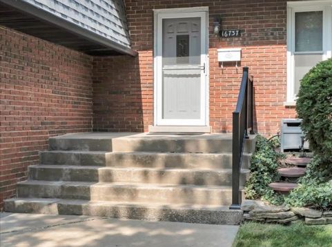 Main Photo