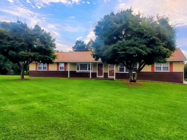 2024 A BEVERLY DRIVE, VINELAND, NJ 08360