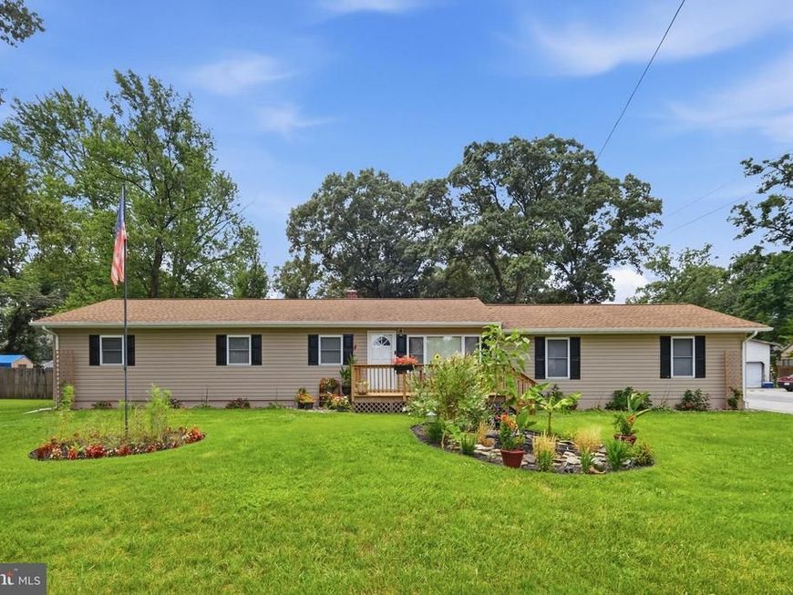 550 Sunset Knoll Road, Pasadena, MD 21122 Main Photo