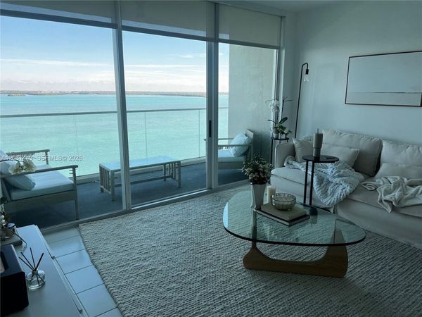 800 Claughton Island Dr , Unit 1404, Miami, FL 33131