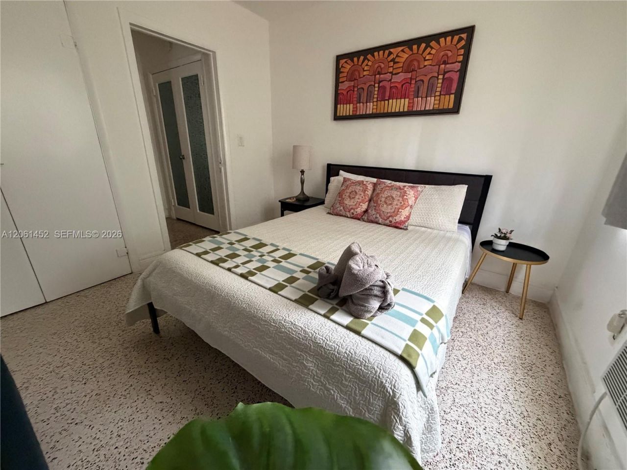 461 SW 6th St , Unit 4, Miami, FL 33130 Photo