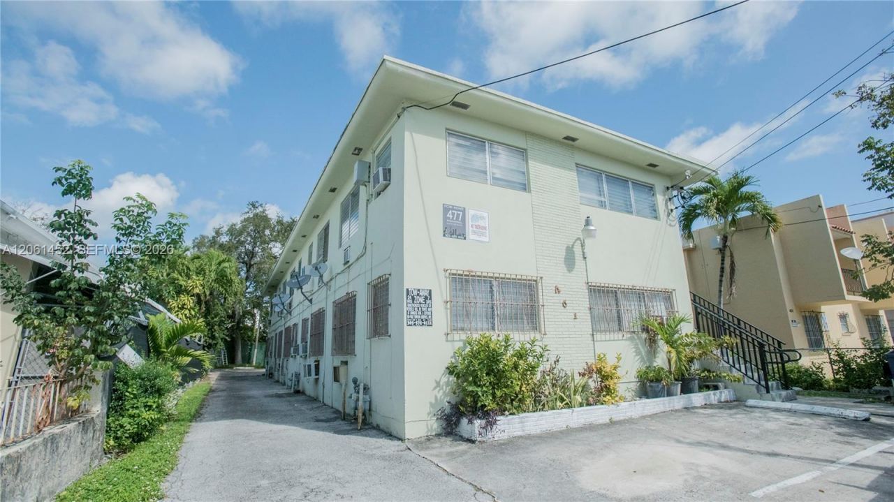 461 SW 6th St , Unit 4, Miami, FL 33130 Photo