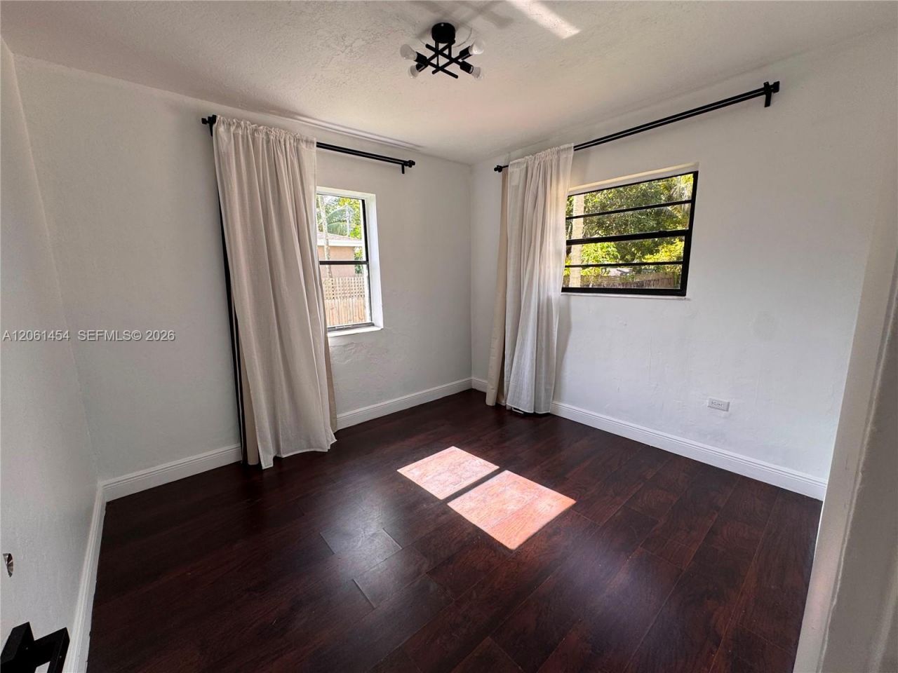 124 NW 89th St , Unit 124, El Portal, FL 33150 Photo