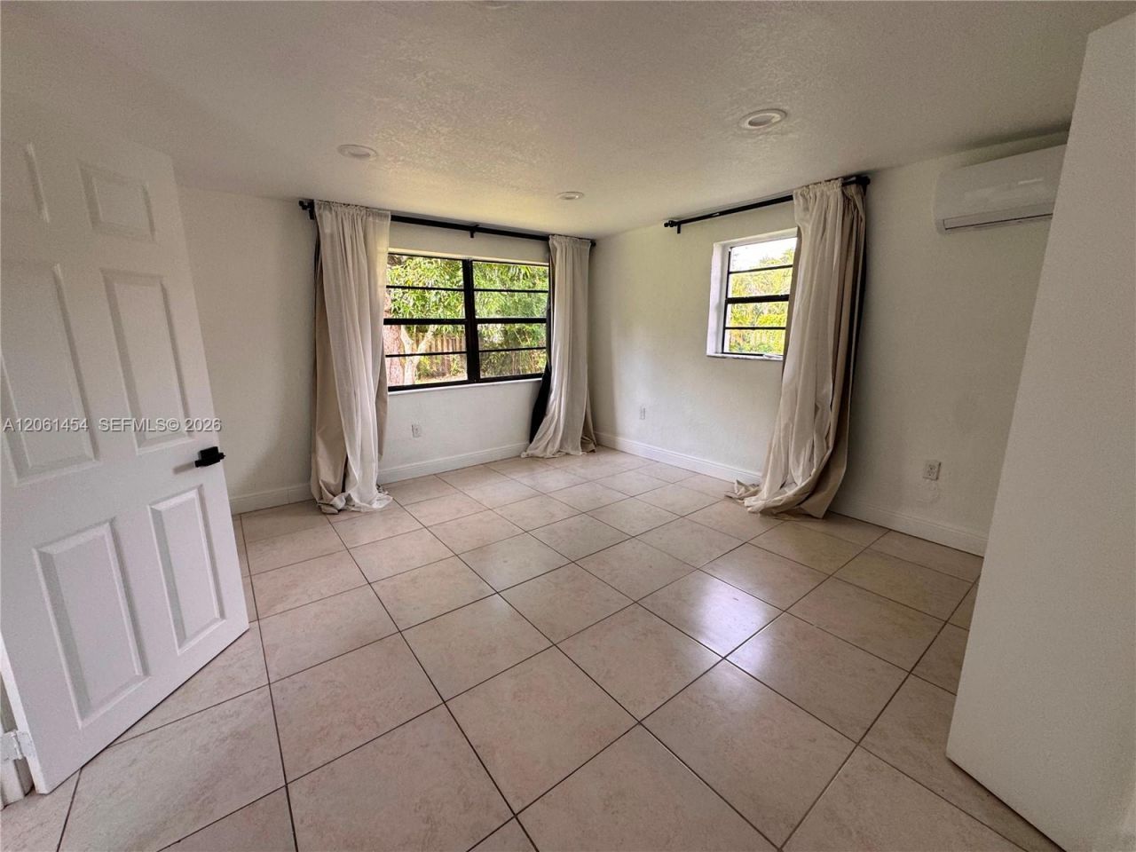 124 NW 89th St , Unit 124, El Portal, FL 33150 Photo