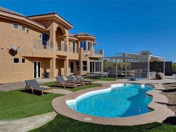 395 E Wigwam Avenue , Las Vegas, NV 89123